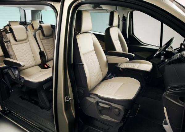 Ford Tourneo Custom
